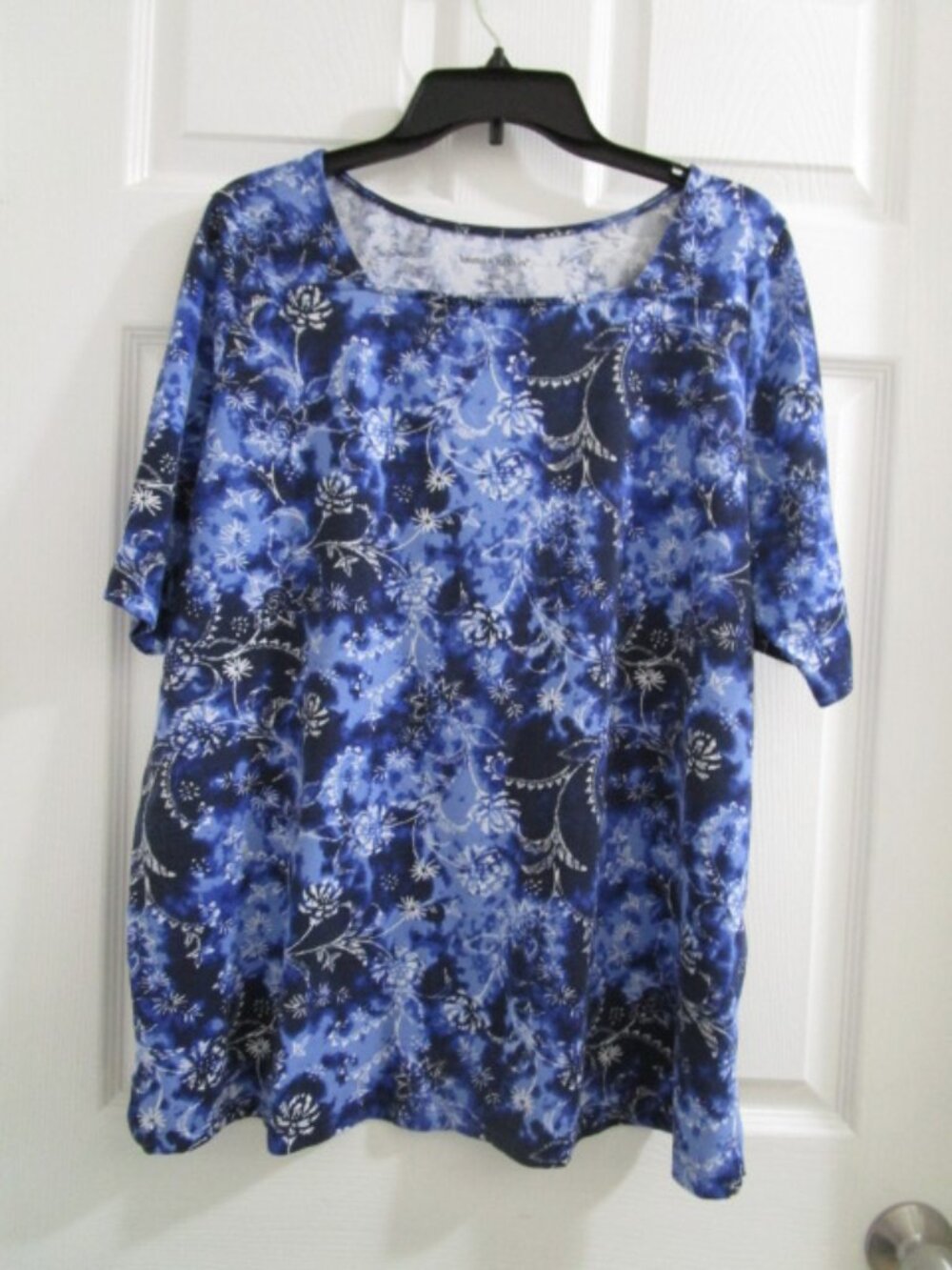 Woman Within Size L 18/20 Square Neck Elbow Sleeves